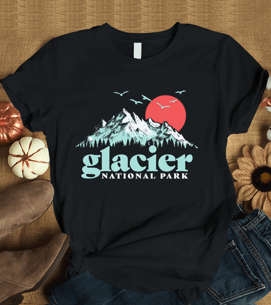 Glacier National Park Vintage 80s Mountain Sunset Retro T-Shirt