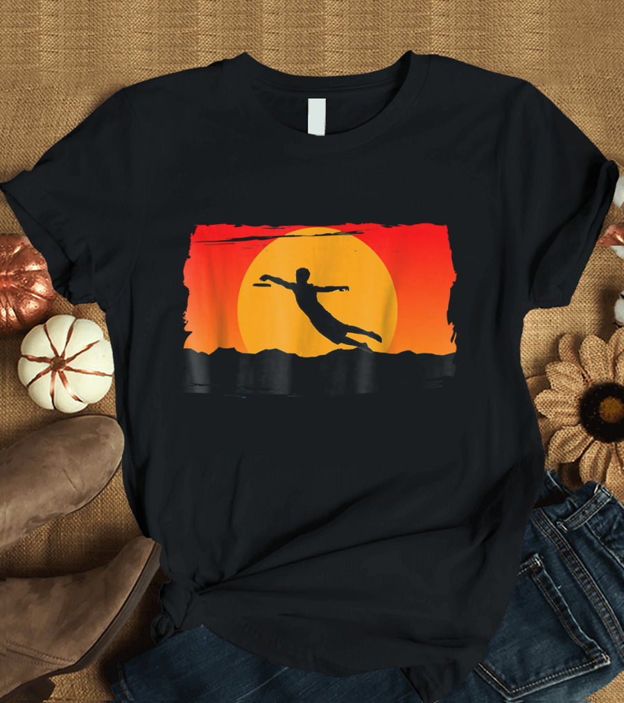 Cool Retro Vintage Distressed Ultimate Frisbee Sunset T-Shirt