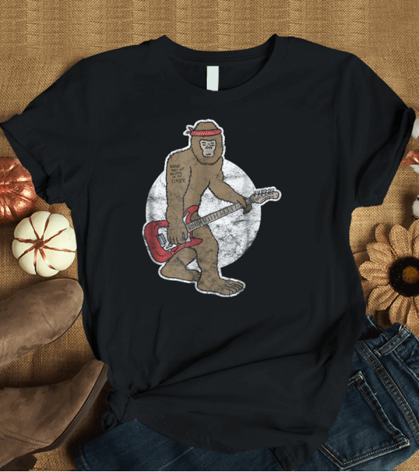 T-Shirt: Cool Sasquatch Bigfoot Don't Stop Believin' Guitar Rock'N'Roll T-Shirt Cool Sasquatch Bigfoot Don't Stop Believin' Guitar Rock'N'Roll T-Shirt