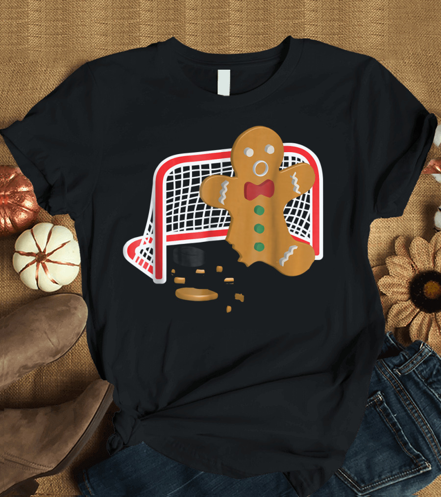 Hockey Goalie Funny Christmas Gingerbread Cookie in Goal with Puck T-Shirt