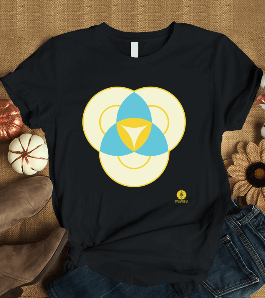 Crop Circle Backhampton Designalens Triquetra Symbol Geometry T-Shirt