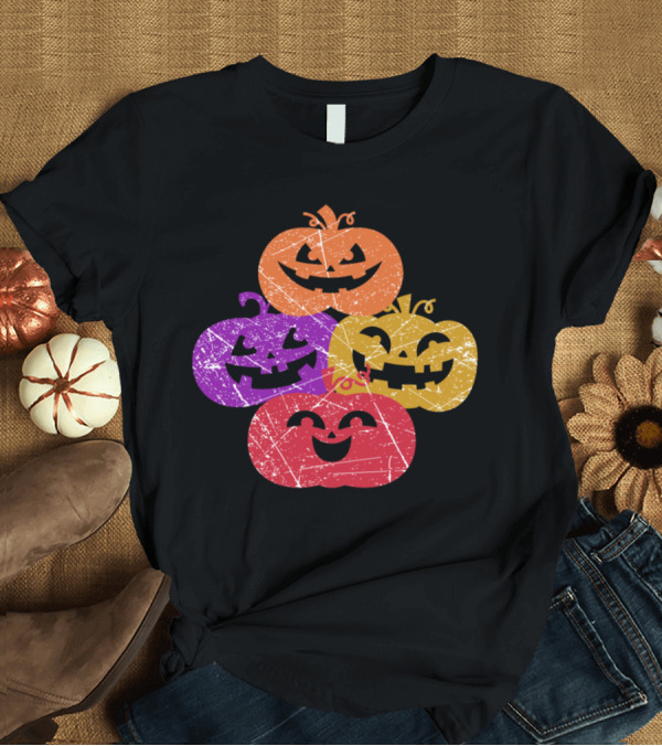 T-Shirt: Vintage Pumpkin Halloween Jack O Lantern Retro Colorful Grunge T-Shirt Vintage Pumpkin Halloween Jack O Lantern Retro Colorful Grunge T-Shirt