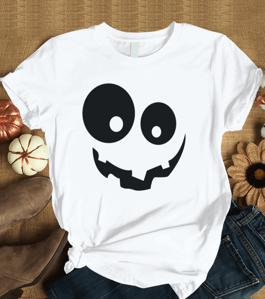 Dark Minimalist Smile Pumpkin Face Halloween T-Shirt