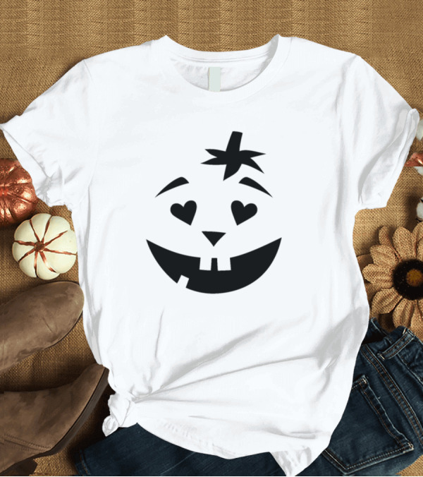 T-Shirt: Halloween Pumpkin Heart Eyes Smiley Face Jack O'Lantern T-Shirt Halloween Pumpkin Heart Eyes Smiley Face Jack O'Lantern T-Shirt