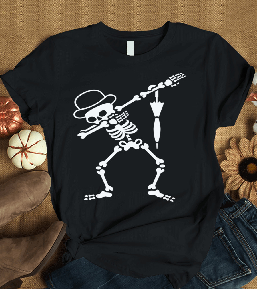 Dabbing Skeleton Bowler Hat Umbrella England London T-Shirt