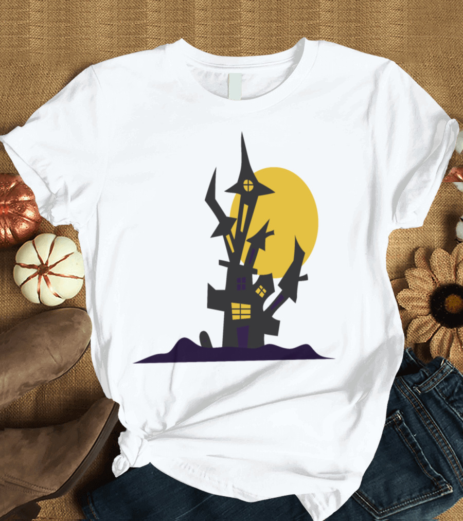 Halloween Haunted Castle Spooky Moonlight T-Shirt
