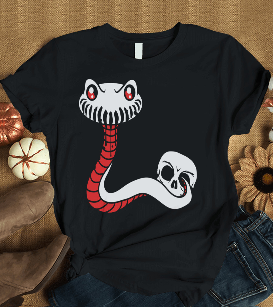 Deadly Skull Snake with Hungry Worm Skeleton Look T-Shirt