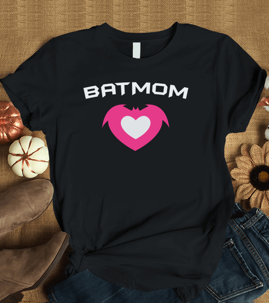 BATMOM Pink Heart Proud Mom Mother Iconic T-Shirt