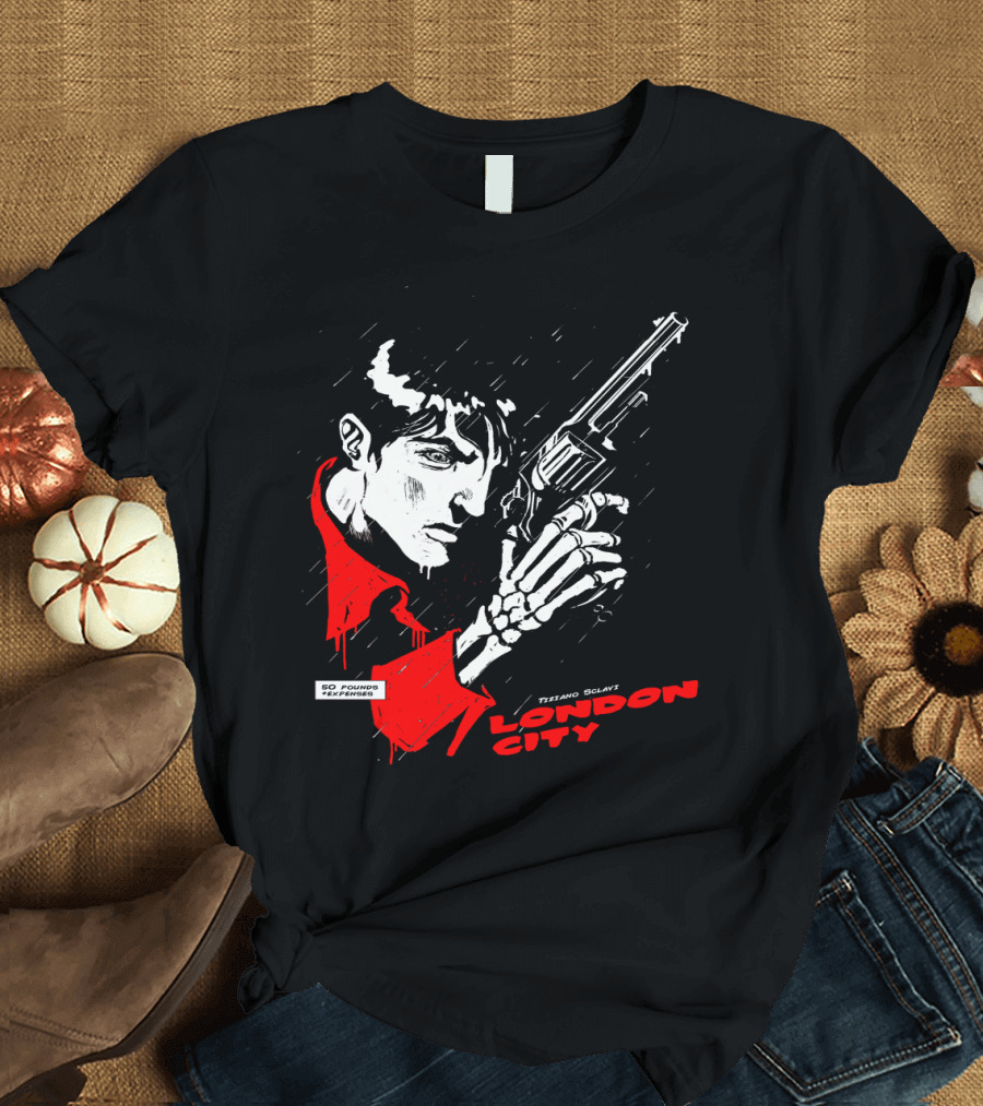 Tiziano Sclavi London City Graphic with Character Holding Revolver 50 Pounds Reward T-Shirt