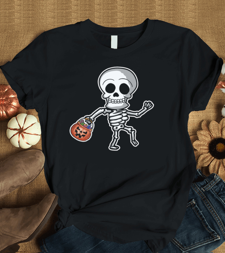 Funny Skeleton Halloween Trick or Treating with Candy Pumpkin Bucket T-Shirt