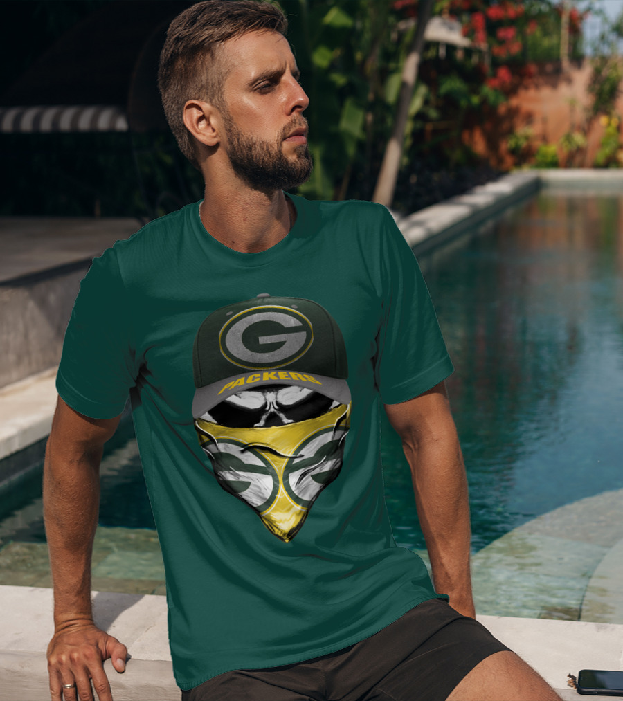 Green Bay Packers G Cap And Bandana Face Skull T-Shirt