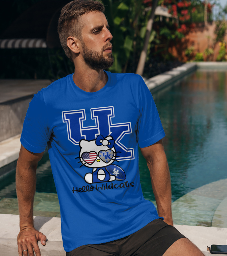 Hello Wildcats Uk Logo Hello Kitty With American Heart And Football T-Shirt