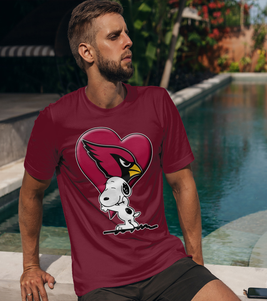 Snoopy Hugging Heart Arizona Cardinals T-Shirt