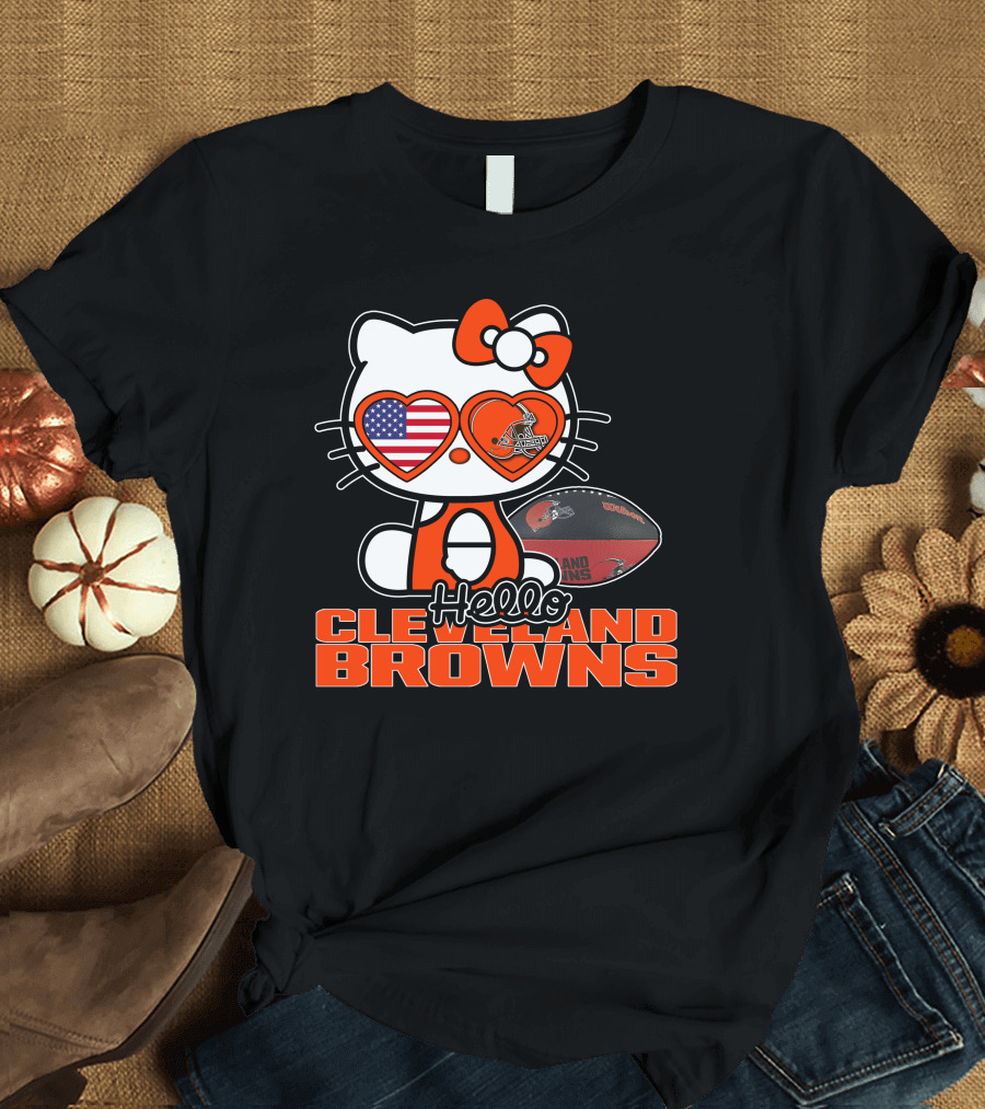 Hello Kitty Cleveland Browns Football USA Hearts T-Shirt
