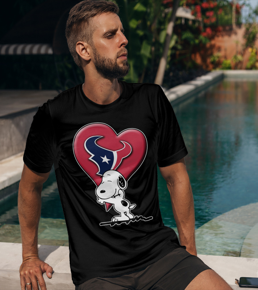 Snoopy Hugging Houston Texans Heart T-Shirt
