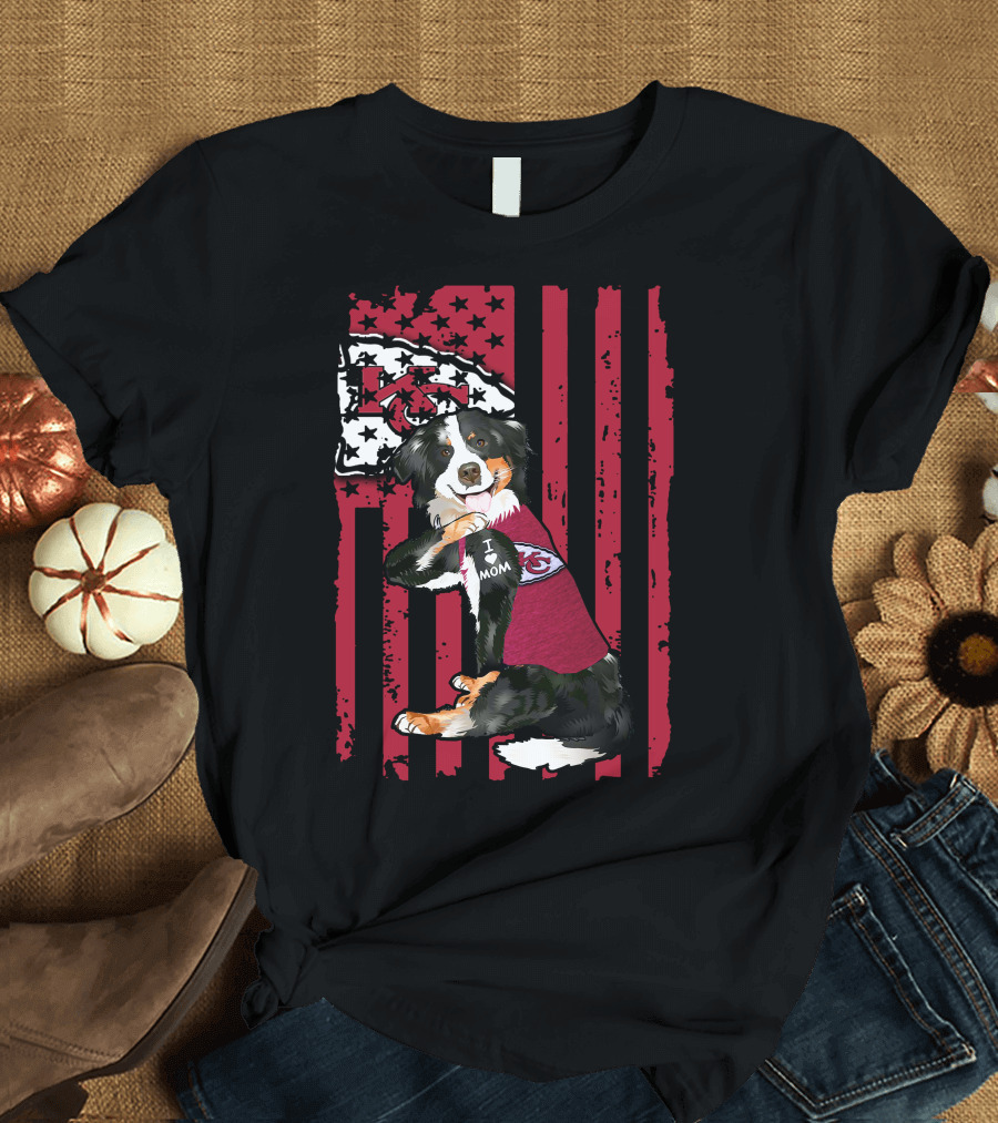 Border Collie I Mom Kansas City Chiefs Fan Flag T-Shirt