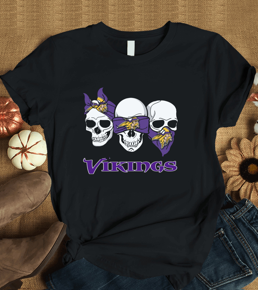 Vikings 3 Skull Bandana Purple Gold T-Shirt