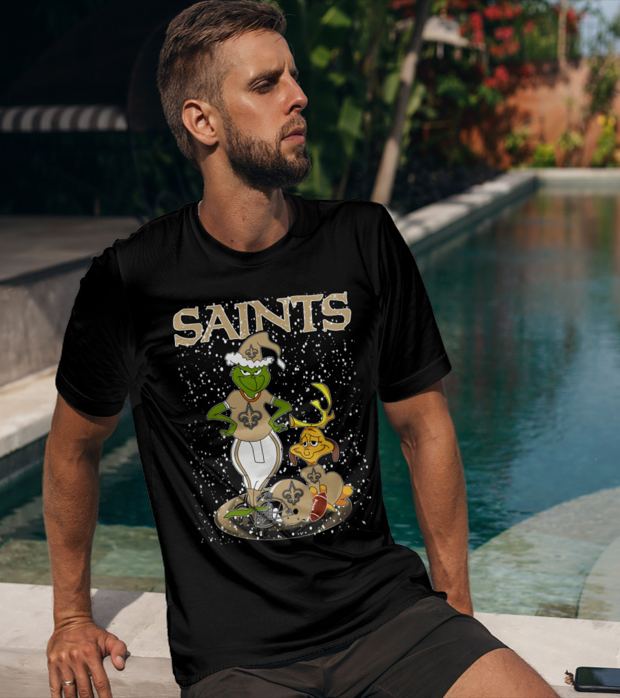Grinchxmas New Orleans Saints Football Snowy Scene T-Shirt