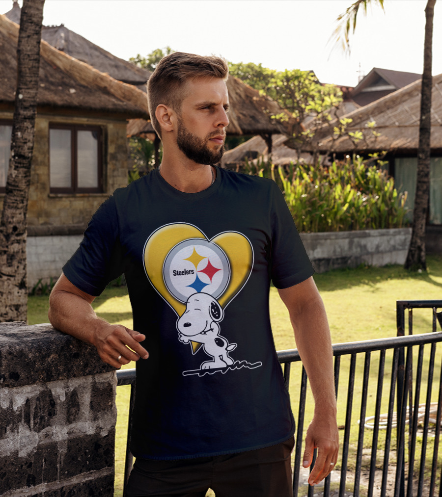 Snoopy Hugging Heart Steelers Logo Pittsburgh Steelers Fan Gear T-Shirt