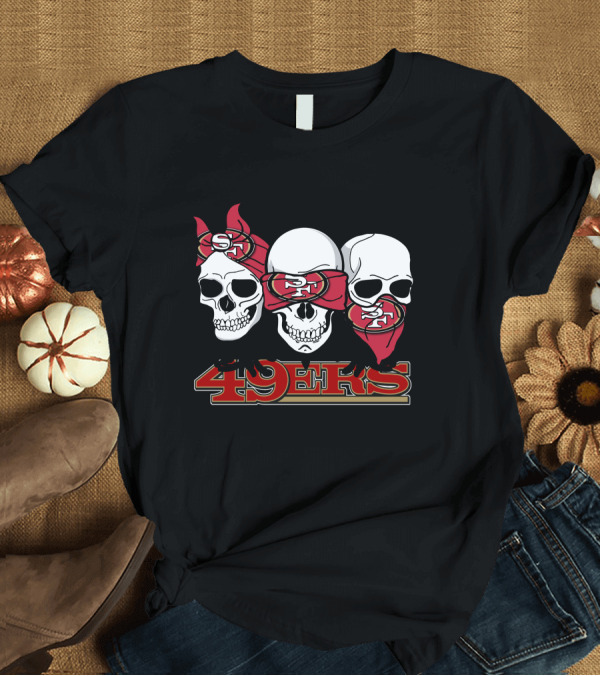 T-Shirt: San Francisco 49ers Skull Trio with Bandanas T-Shirt San Francisco 49ers Skull Trio with Bandanas T-Shirt