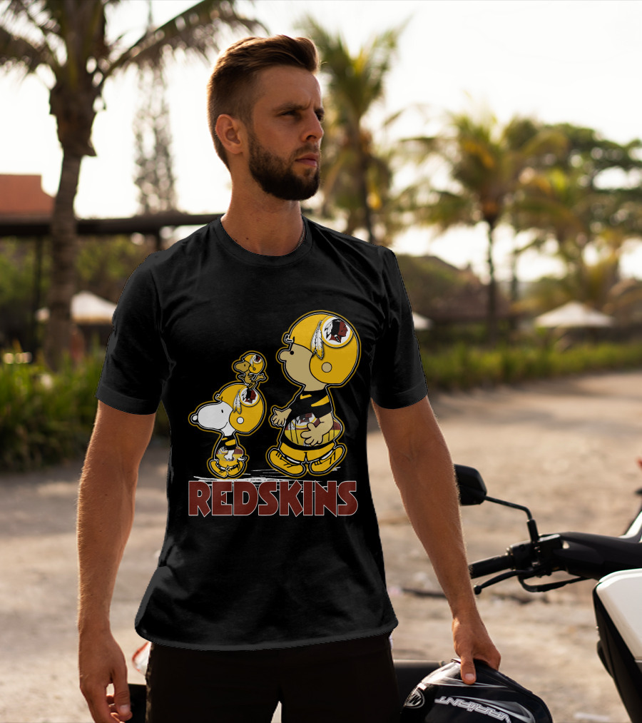 Snpfootball Redskins Peanuts Characters In Football Helmets T-Shirt