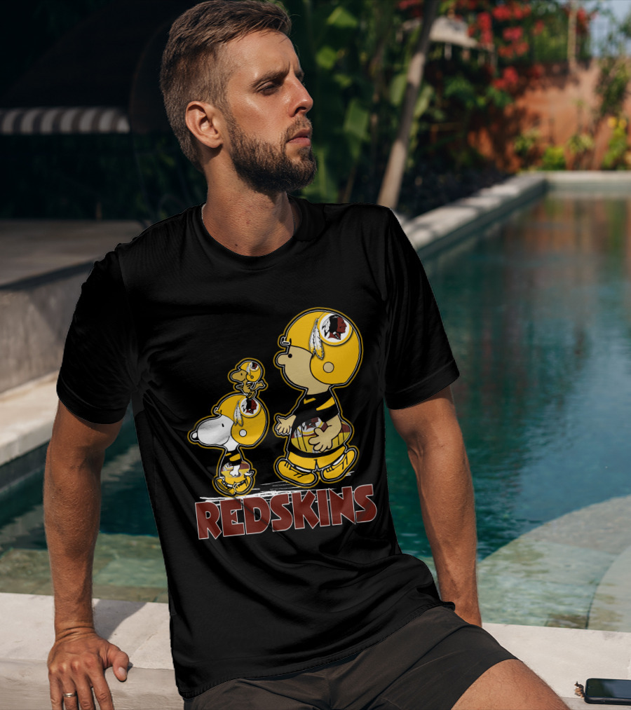 Snpfootball Redskins Peanuts Characters In Football Helmets T-Shirt