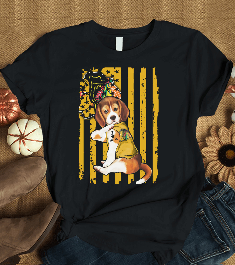 Beagle I Love Mom Chicago Blackhawks T-Shirt
