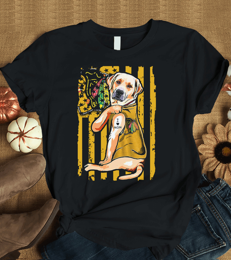 Labrador Retriever I Love Mom Chicago Blackhawks Stripes T-Shirt