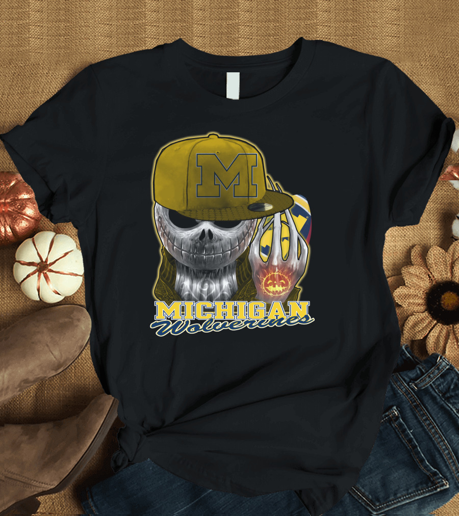 Jackskull Michigan Wolverines Halloween Skull with Wolverine Colors and Cap T-Shirt
