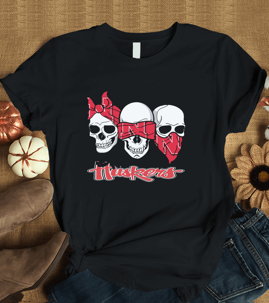 3 Skull Huskers Nebraska Cornhuskers T-Shirt