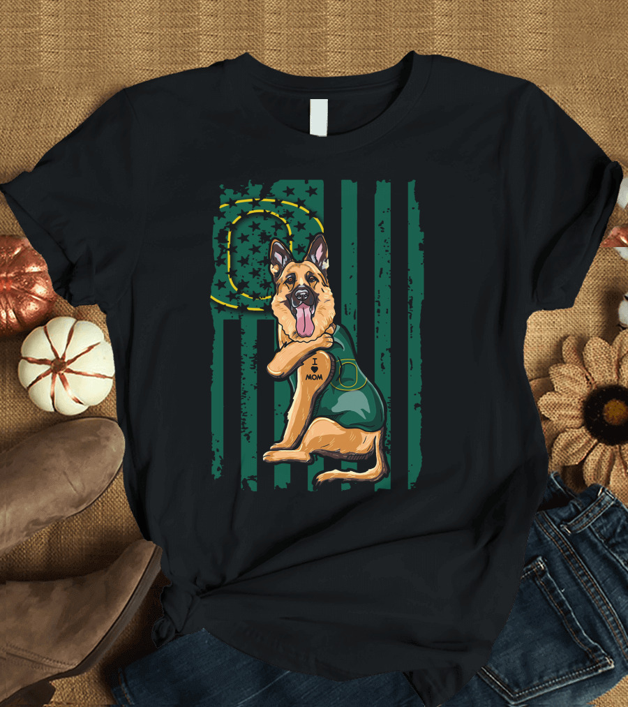German Shepherd Oregon Ducks I Heart Mom Green Flag T-Shirt