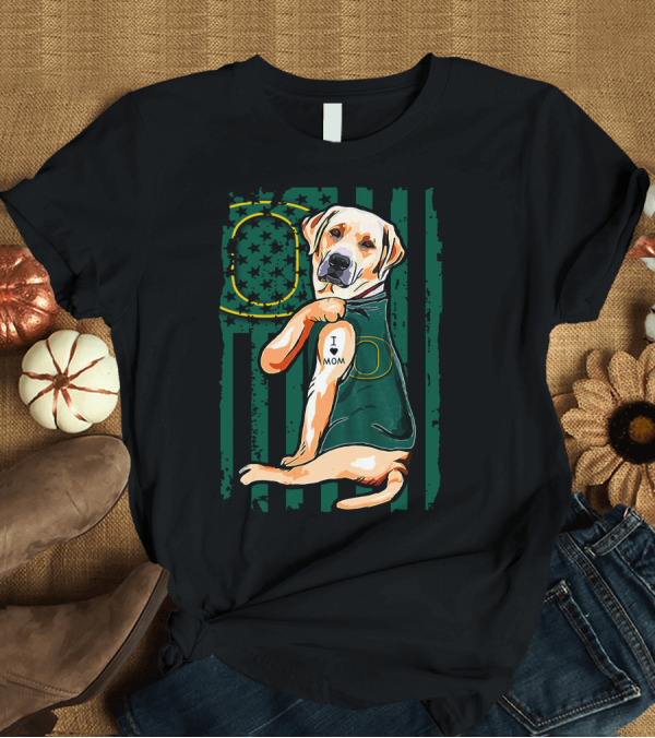 T-Shirt: I Love Mom Labrador Retriever Oregon Ducks T-Shirt I Love Mom Labrador Retriever Oregon Ducks T-Shirt
