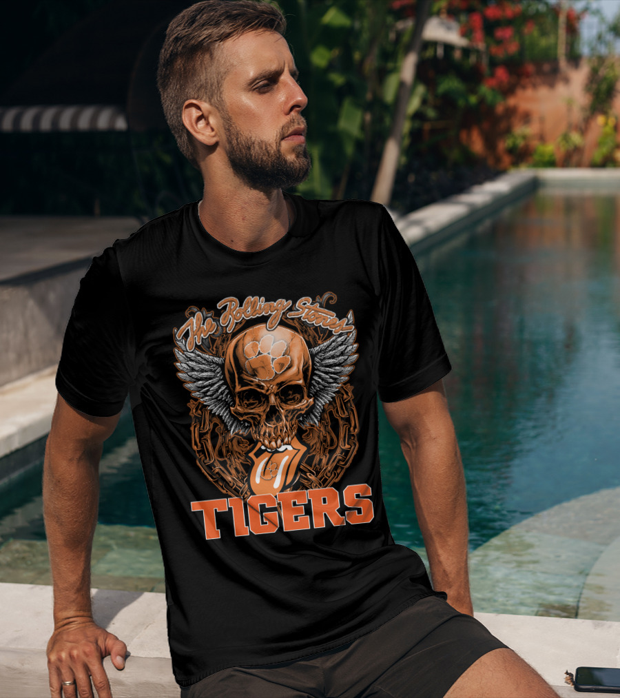 The Rolling Stones Skull With Clemson Tigers Paw And Wings T-Shirt