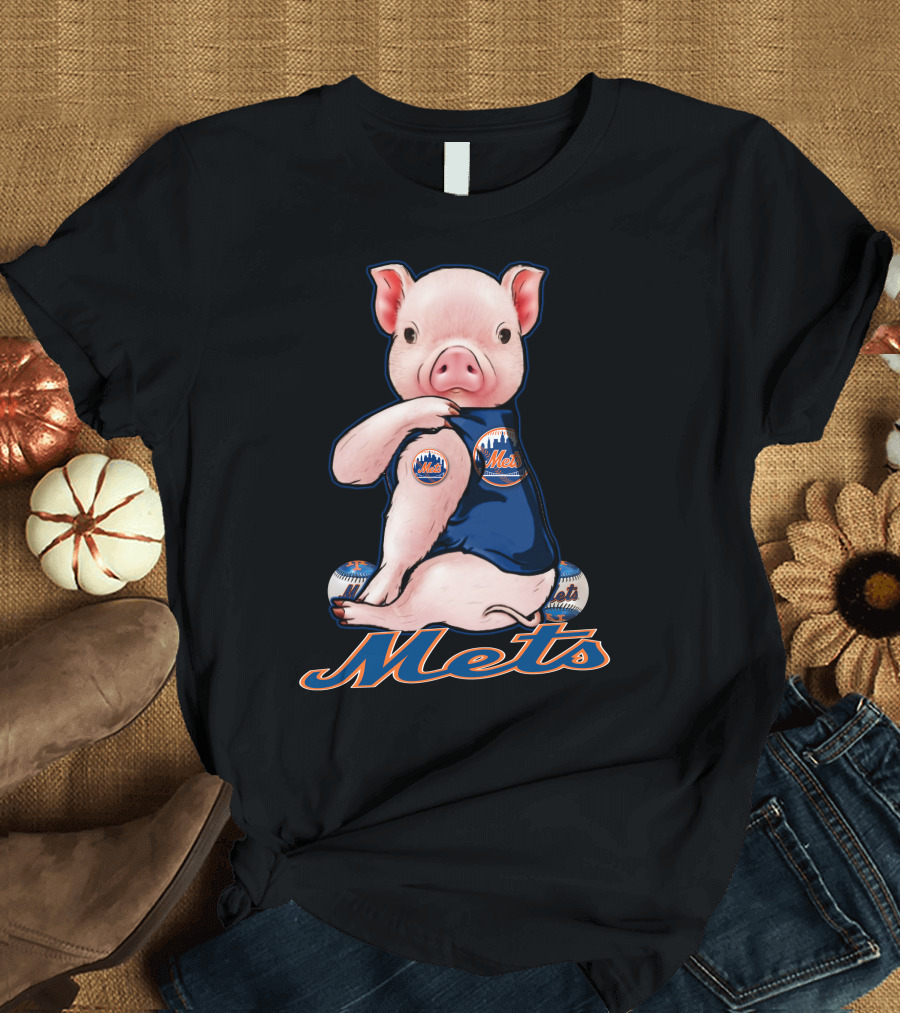 Mets Pig in New York Baseball Gear T-Shirt
