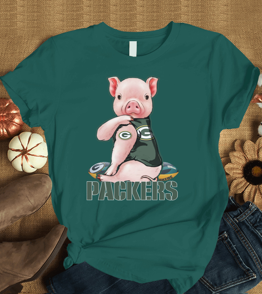 Green Bay Packers Pig Holding Football T-Shirt