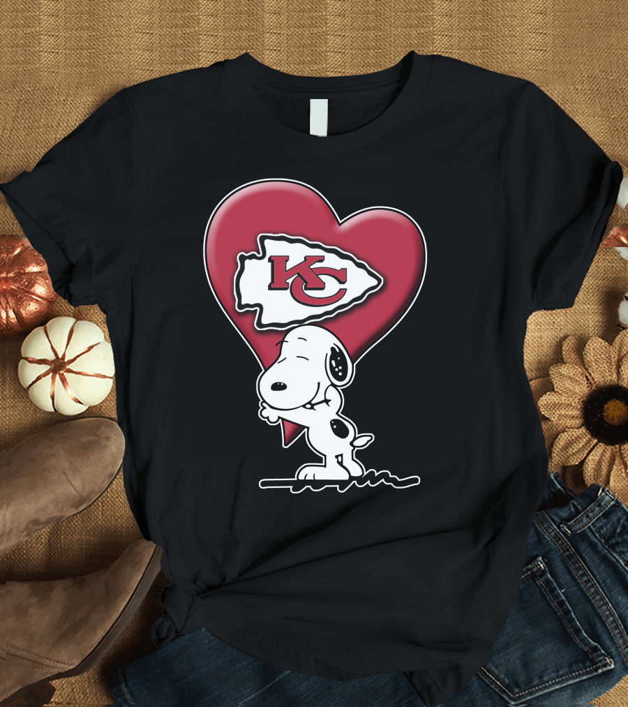 Snoopy Kansas City Chiefs Heart T-Shirt