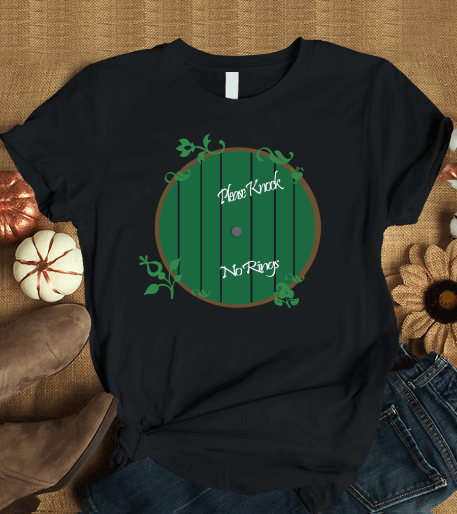 Please Knock No Rings Green Hobbit Door with Leafy Vines T-Shirt