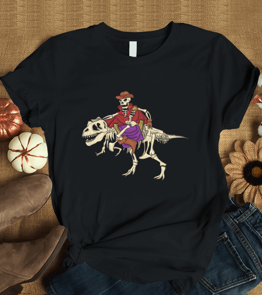 Warrior Skeleton Pirate Captain Riding T-Rex Dinosaur T-Shirt