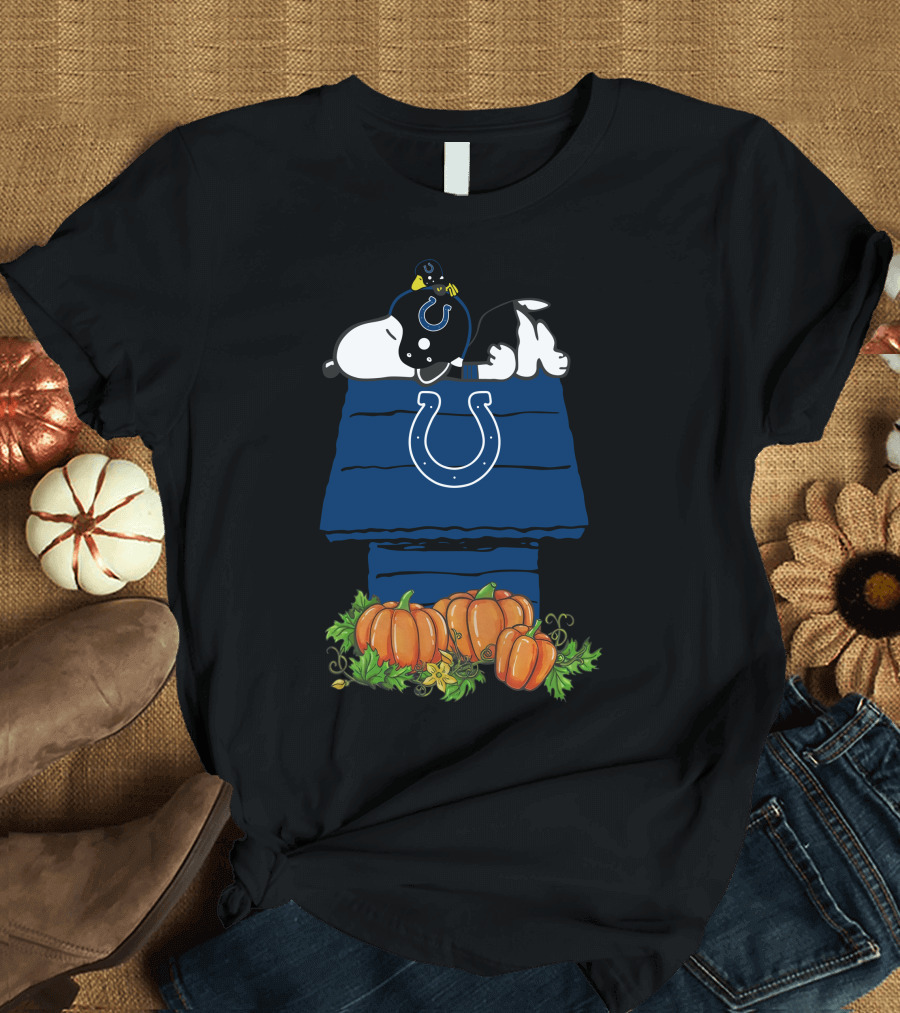 Indianapolis Colts Snoopy Doghouse Pumpkin Patch T-Shirt