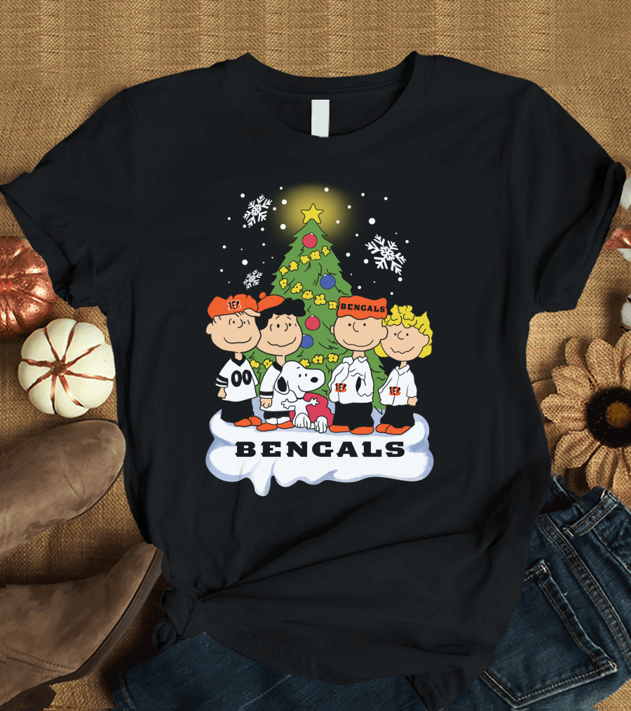 Snoopy Bengals Christmas Tree Peanuts Characters T-Shirt