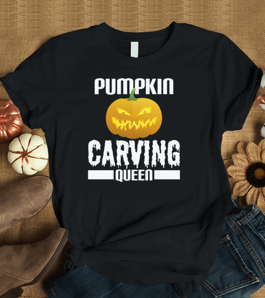 Pumpkin Carving Queen with Grinning Jack-O'-Lantern Face T-Shirt