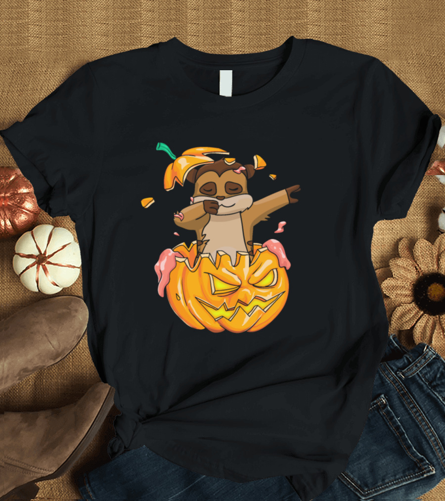 Meerkat Dabbing on Halloween Pumpkin Dab with Jack-O'-Lantern T-Shirt