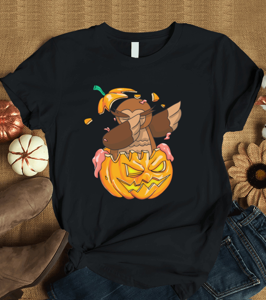 Owl Dabbing on Halloween Pumpkin with Dab Pose T-Shirt