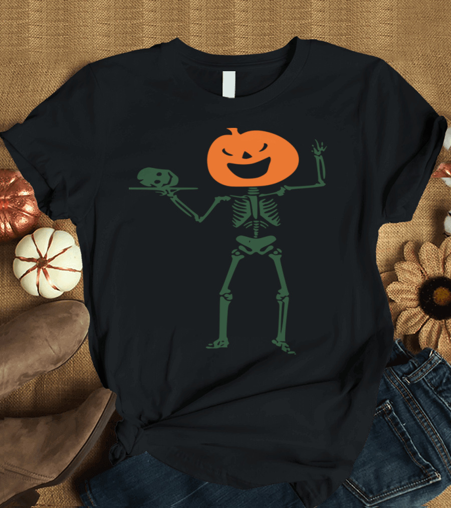 Skeleton Jack O Lantern Pumpkin Head Holding Skull T-Shirt