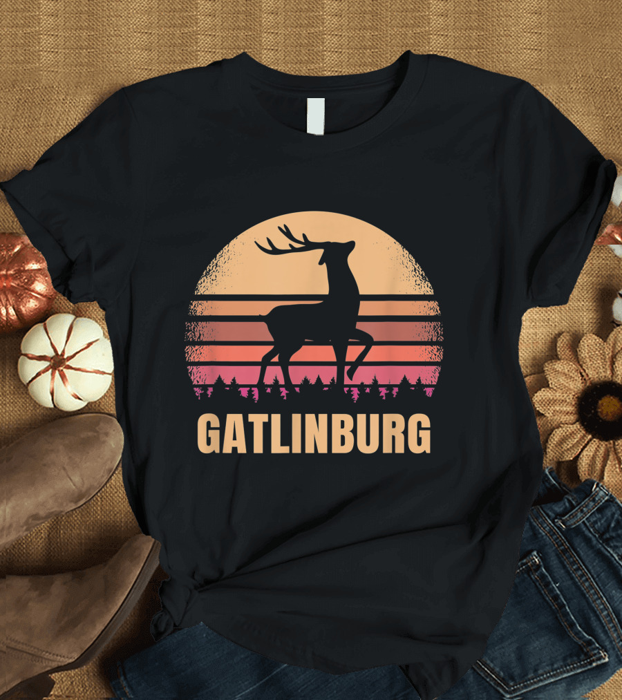 Gatlinburg Tennessee Vintage Deer Silhouette with Distressed Sunset Background T-Shirt