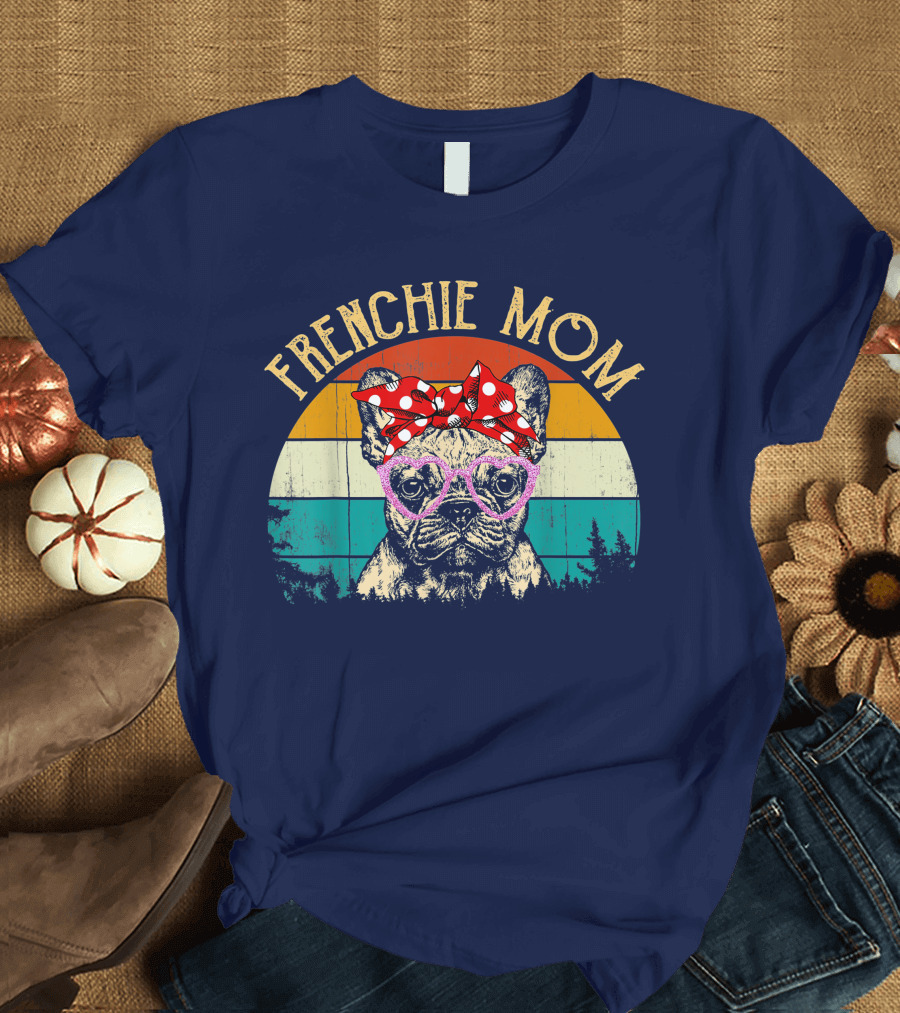 Frenchie Mom Retro Sunset Heart Glasses Bow T-Shirt