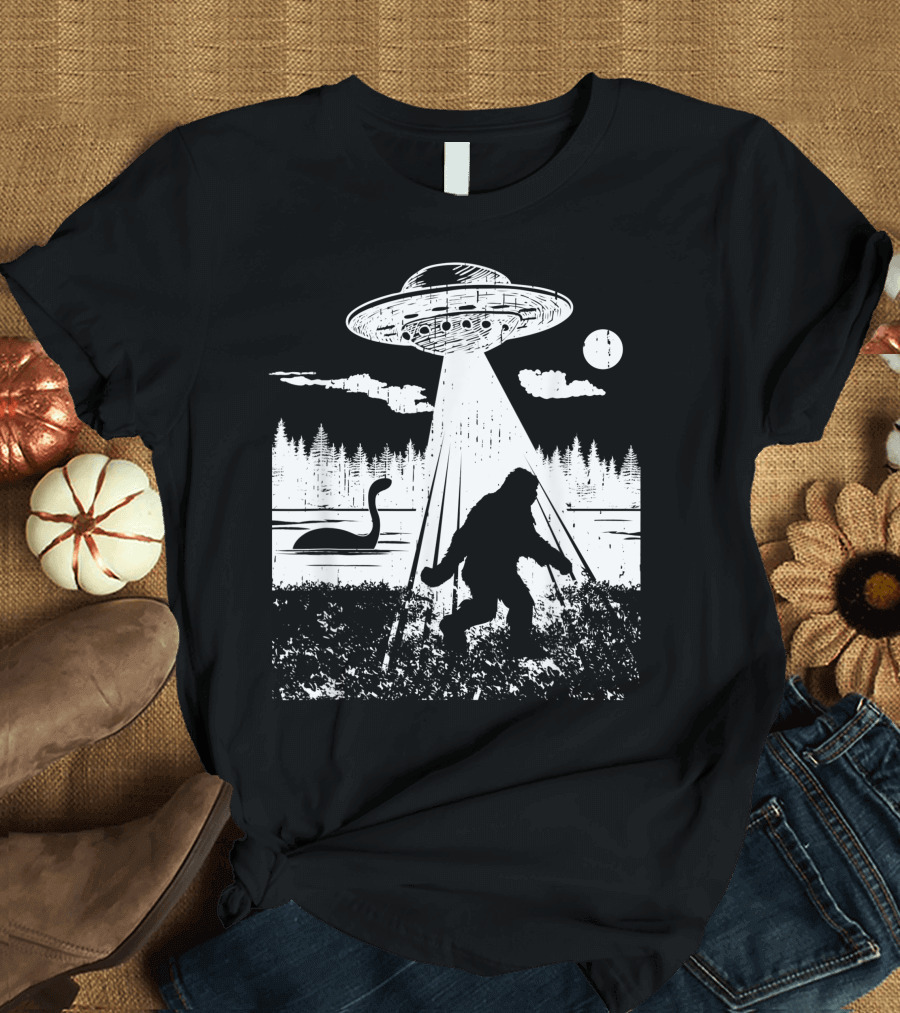 Bigfoot UFO Abduction Sasquatch Aliens Cryptozoology Loch Ness Monster Moonlight Scene T-Shirt