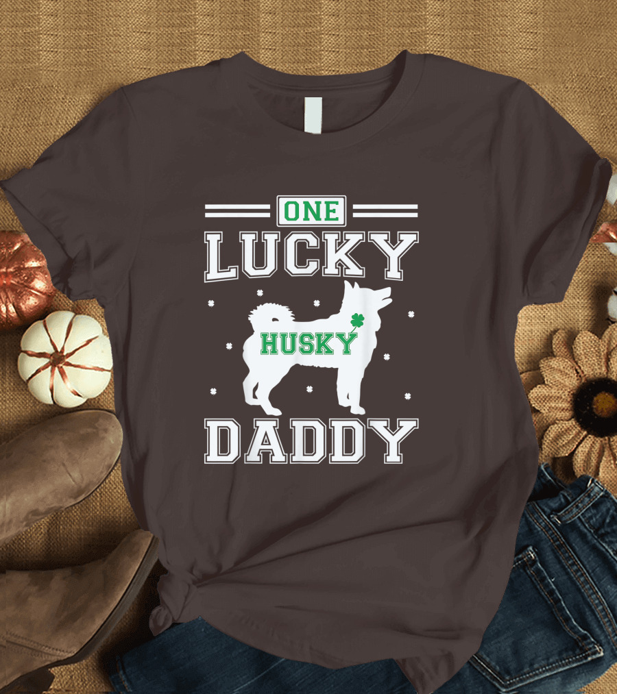 One Lucky Husky Daddy St Patricks Day T-Shirt