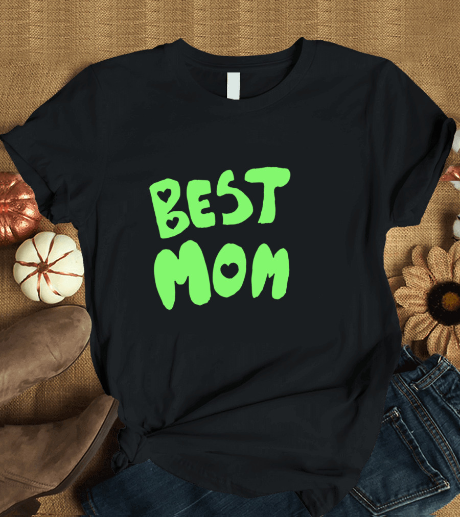 Best Mom Cute Cat Heart Lettering T-Shirt