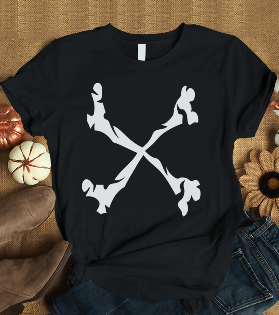 Cross Bones Skeleton Bones 407 Iconic Skull T-Shirt